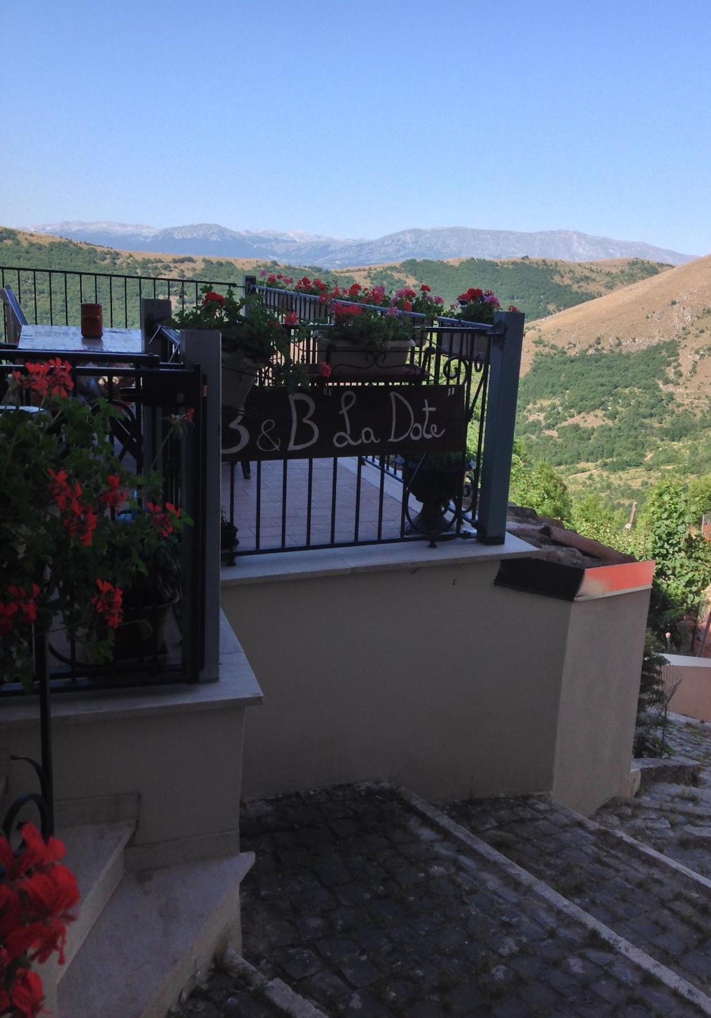 La Dote Bed & Breakfast Santo Stefano Di Sessanio Eksteriør bilde